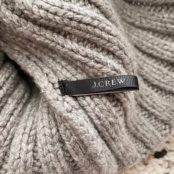 J.Crew Ribbed beanie with faux-fur pom-pom - Picture 3 of 3